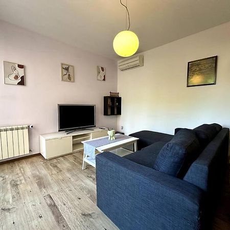 Cozy Flat In Central סופיה מראה חיצוני תמונה