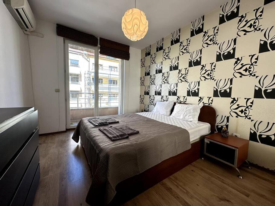 Cozy Flat In Central סופיה מראה חיצוני תמונה
